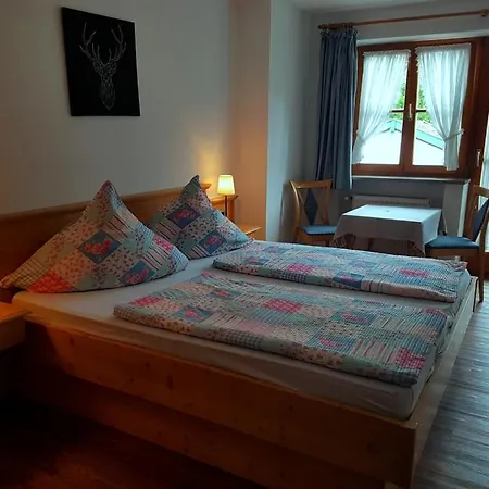 Altes Forsthaus *